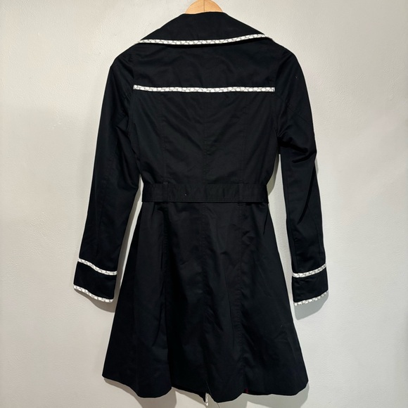 Merona Black Trench Coat White Trim Notched Lapels Waist Tie Size Small - Picture 6 of 11